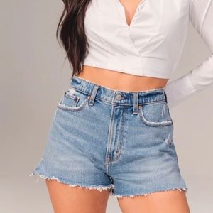 A&F The Mom Short, High Rise Denim shorts